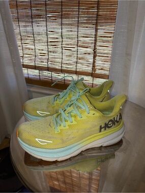 HOKA Clifton 9 Women’s Running Shoes | Yellow/Lime & Blue